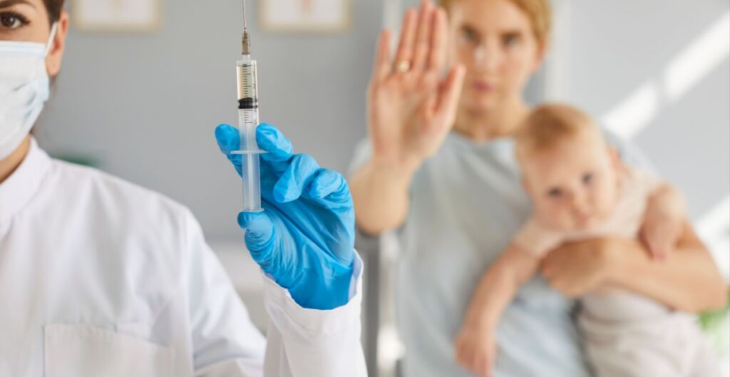 antivacunas, antivacunación, reticencia a la vacunación, cómo enfrentar la antivacunación, vacunación